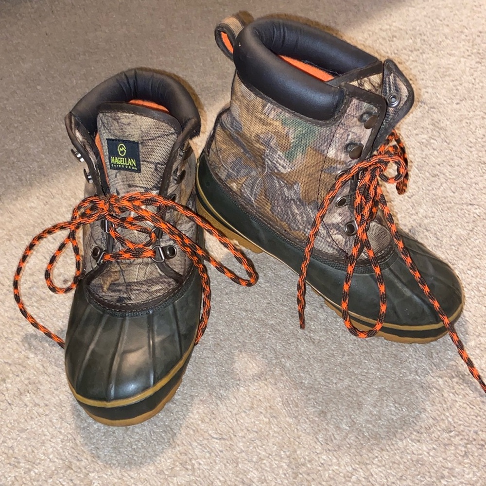 Camo boots